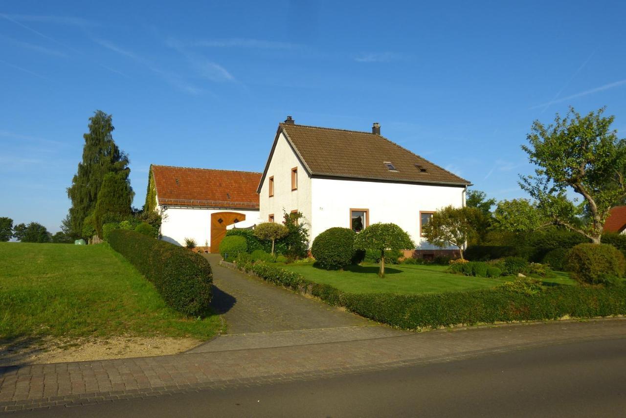 Ferienwohnung Eifelgold Esch Esch  المظهر الخارجي الصورة